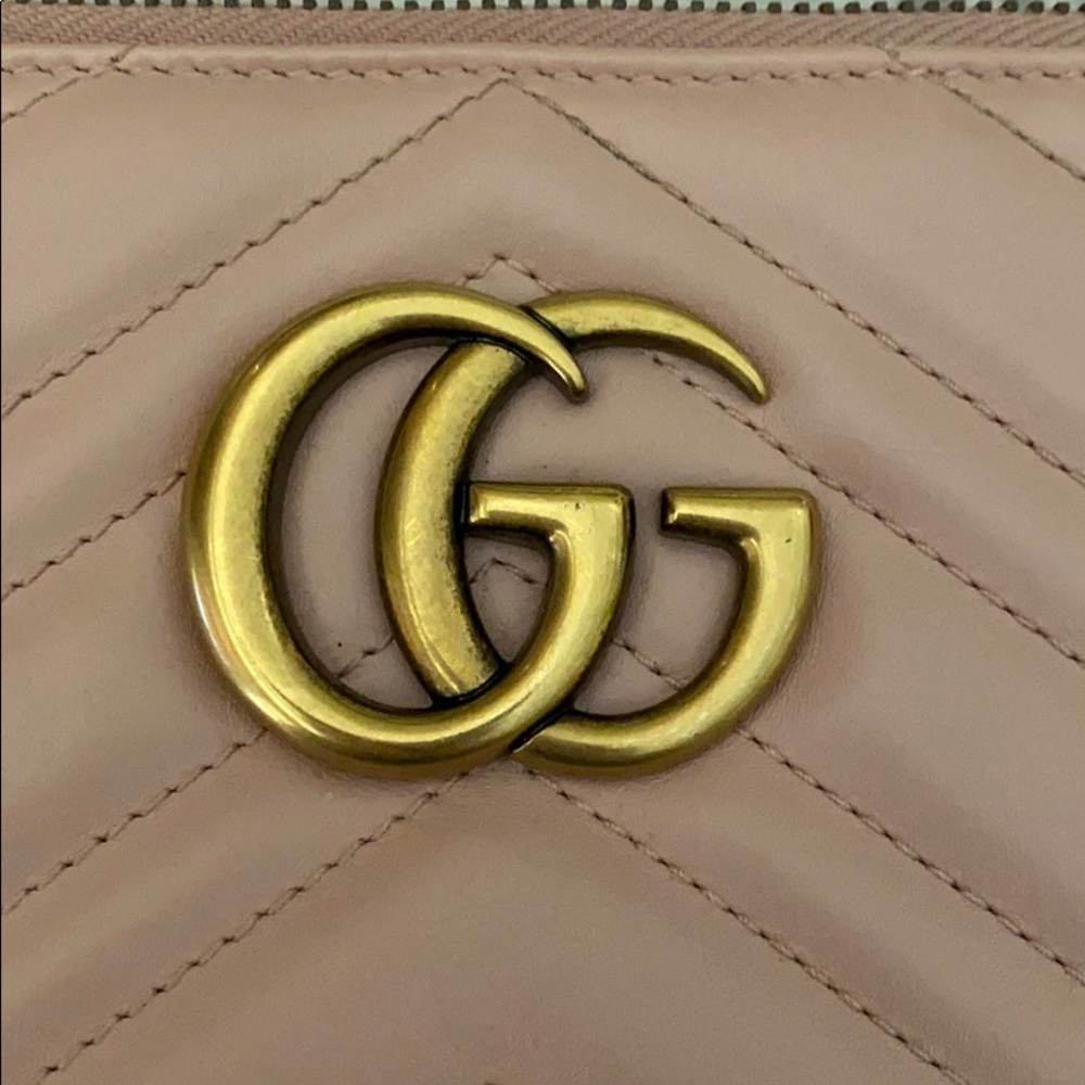 Authentic Gucci Handbag - Picture 2 of 7